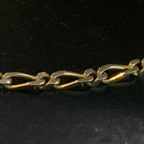 SET OF 4 VINTAGE MONET GOLD TONE BRACELETS, BANGLE,  SNAP ON, 2 LINKED, JEWELERY - Picture 8 of 8